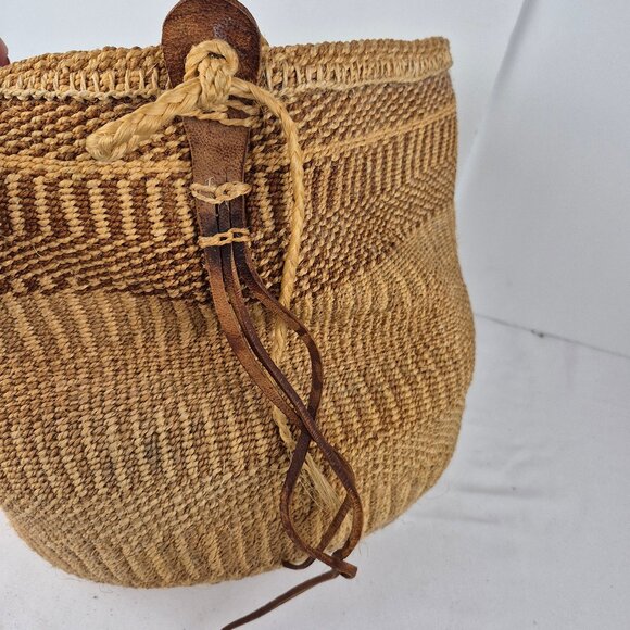 Vintage Handwoven Sisal Tote Market Bag from Kenya  Large - Picture 4 of 15